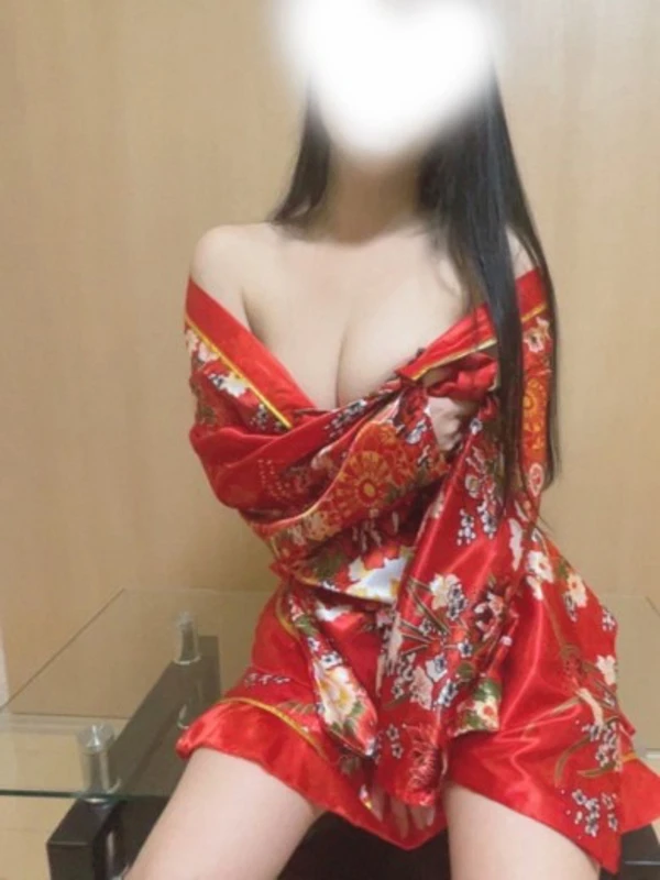 しおん 本日出勤