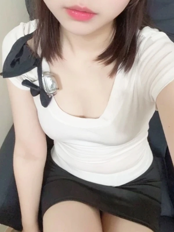 吉川すみれ 本日出勤